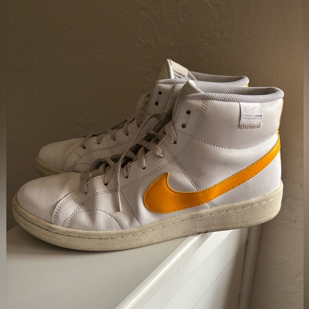 Nike Court Royale 2 Mid Sneakers 50th Anniversary White Yellow Swoosh Men’s 12 - Picture 3 of 9